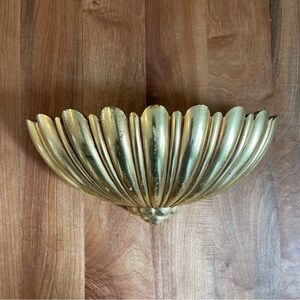 Vintage 12" Syroco Fluted Gold Wall Pocket Planter Wall Hanging MCM Regency